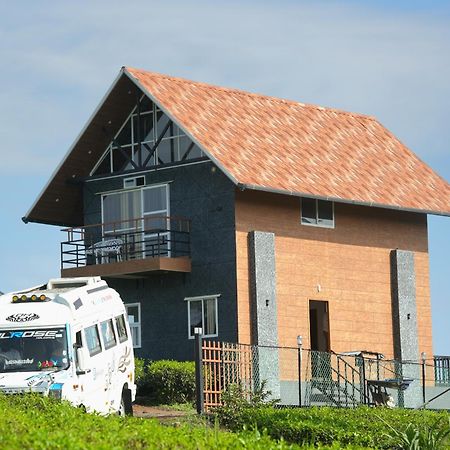 Cloud Canopy - Tea Garden Family Pool Cottage In バガモン エクステリア 写真