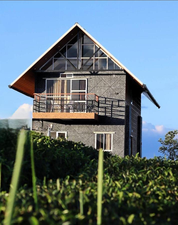 Cloud Canopy - Tea Garden Family Pool Cottage In バガモン エクステリア 写真
