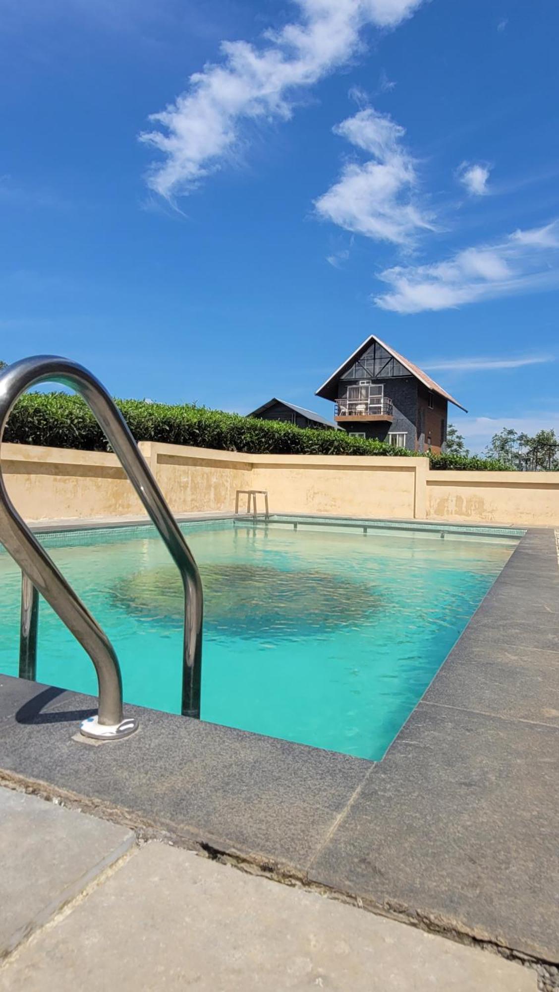 Cloud Canopy - Tea Garden Family Pool Cottage In バガモン エクステリア 写真